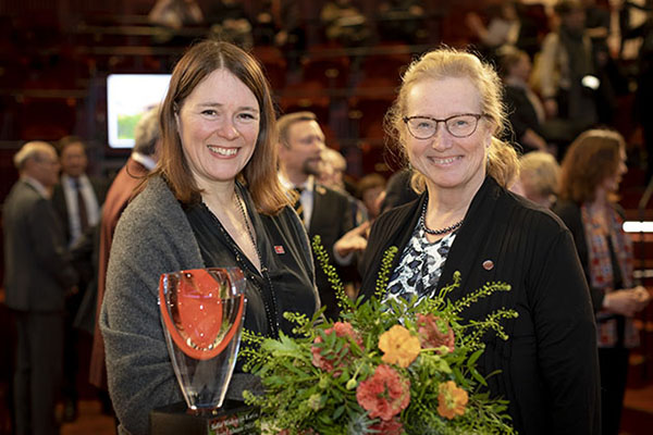 Sofia Wadensjö Karén och Eva Åkesson.
