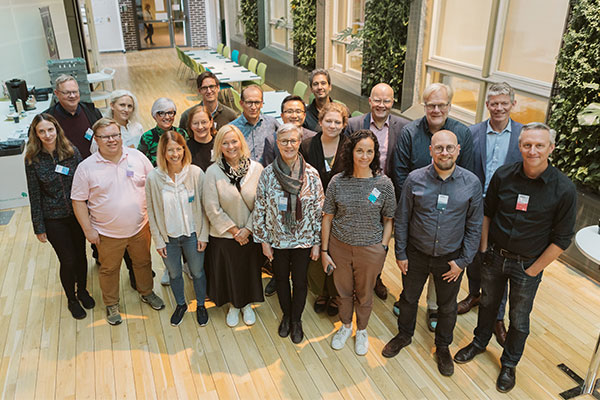 Gruppbild på delegaterna i det första nordiska mötet om antimikrobiell resistens (AMR)